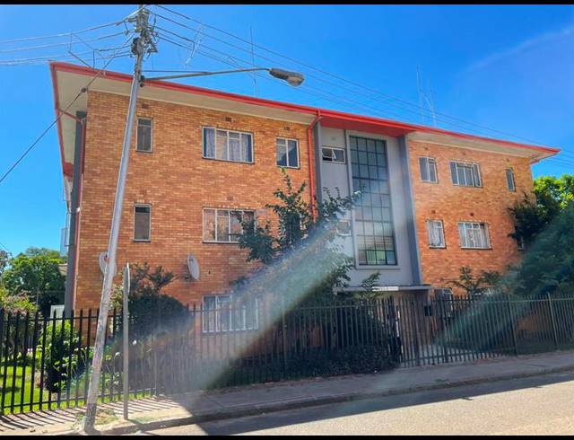 1 BEDROOM APARTMENT FOR SALE IN SUNNYSIDE